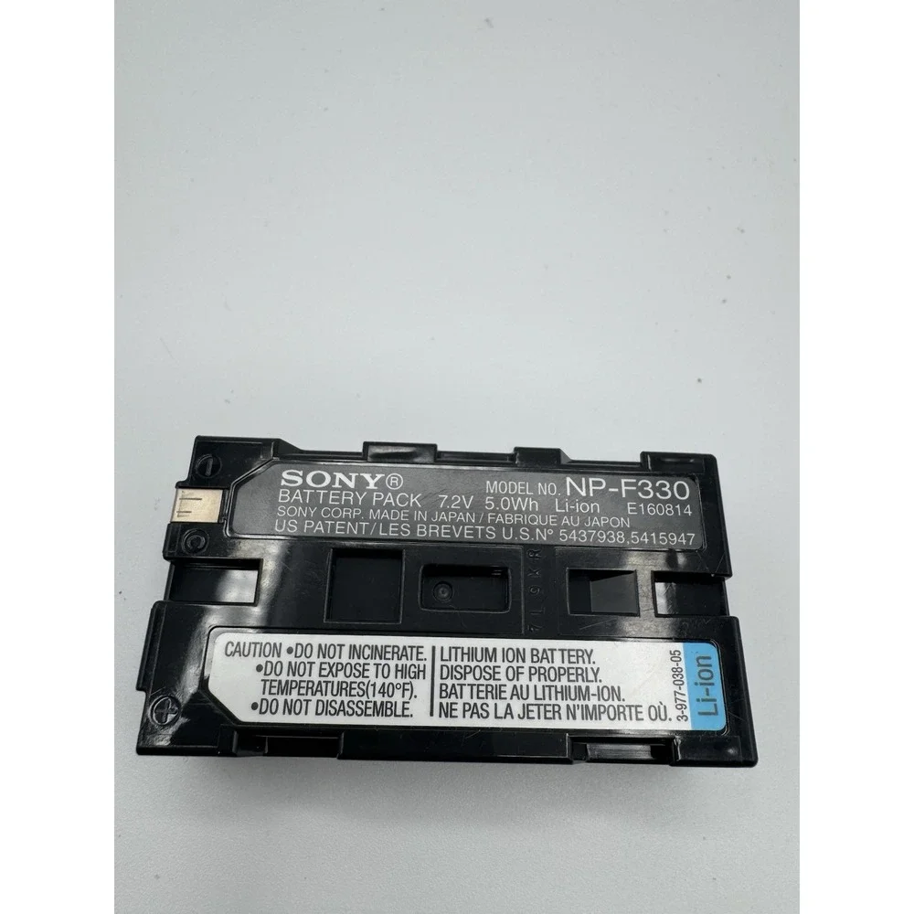 Sony np-f330 camcorder battery InfoLithium lithium FOR PARTS REPAIR NO CHARGE